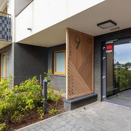 Stylish Apartment Przedpole With Balcony & Parking By Noclegi Renters Варшава Екстер'єр фото